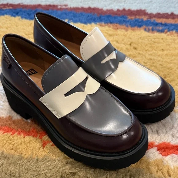 Camper NWOT Milah Lofers - Picture 3 of 6